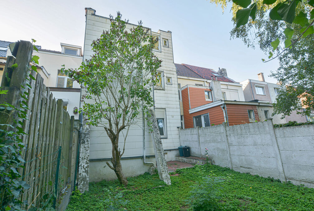 Apartment block for sale in Auderghem