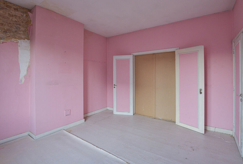 Apartment block for sale in Sint-Lambrechts-Woluwe