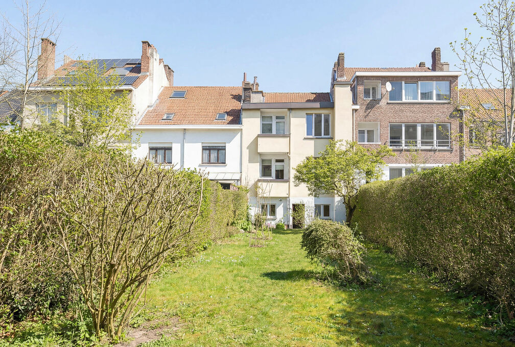Apartment block for sale in Sint-Pieters-Woluwe