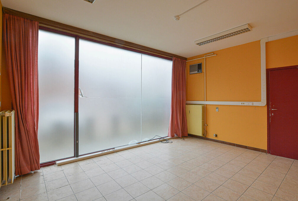 Apartment block for sale in Sint-Pieters-Woluwe
