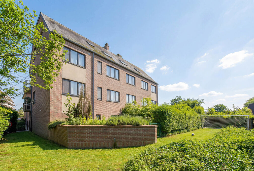 Apartment block for sale in Woluwe-Saint-Pierre