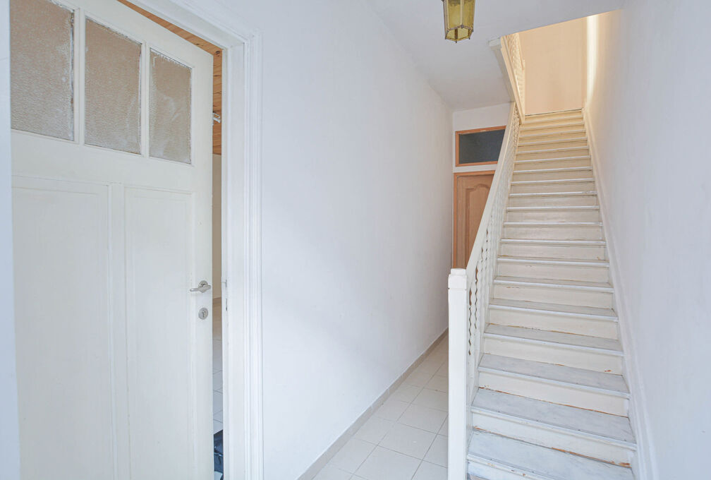 Appartementsgebouw te koop in Auderghem