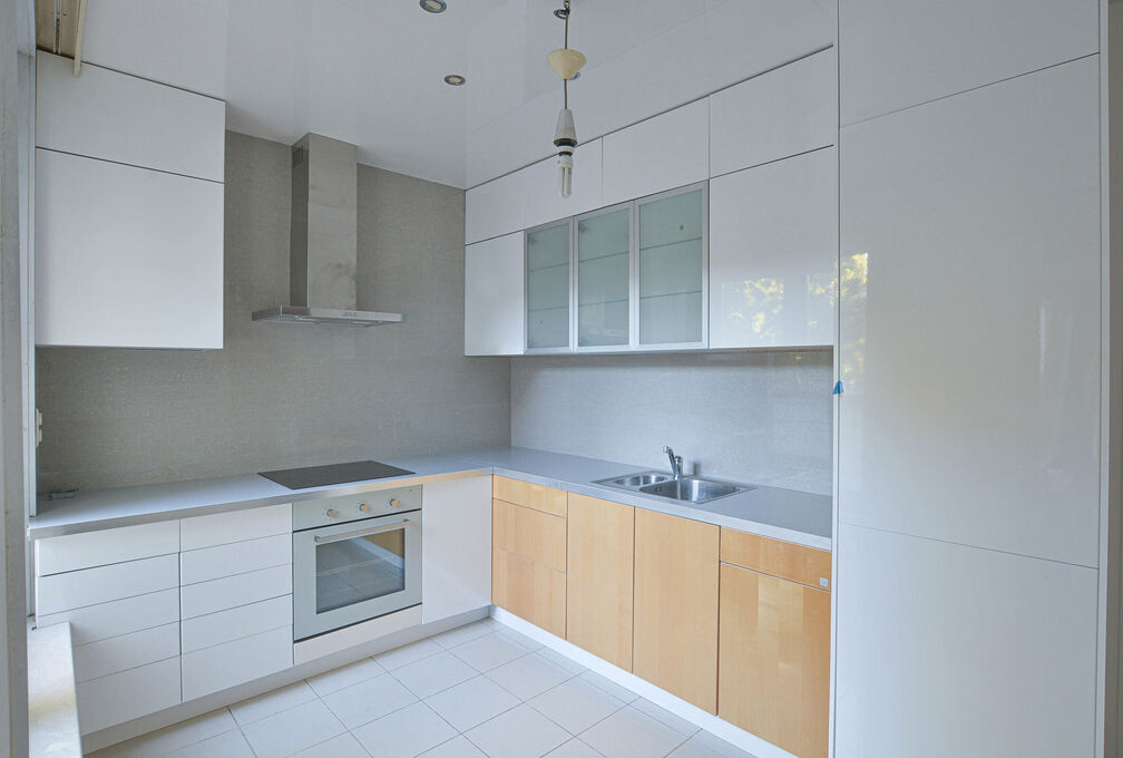 Appartementsgebouw te koop in Auderghem
