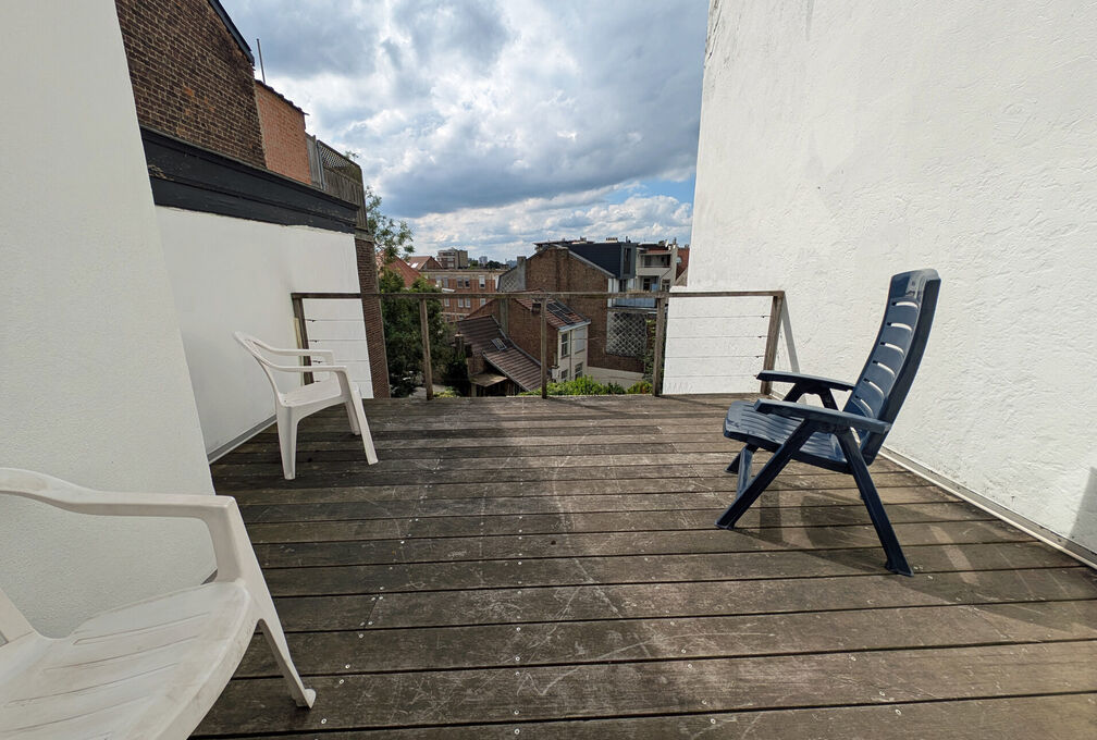 Appartementsgebouw te koop in Etterbeek