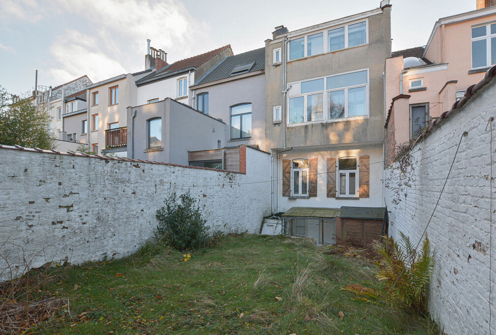 Appartementsgebouw te koop in Sint-Lambrechts-Woluwe