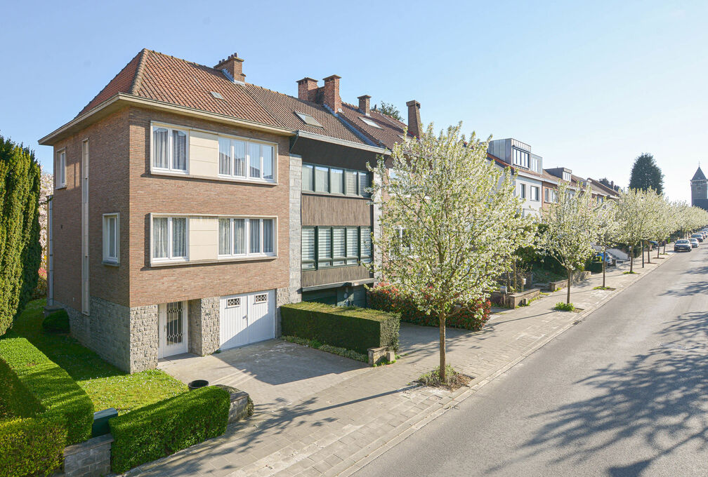 Bel-étage à vendre à Sint-Pieters-Woluwe