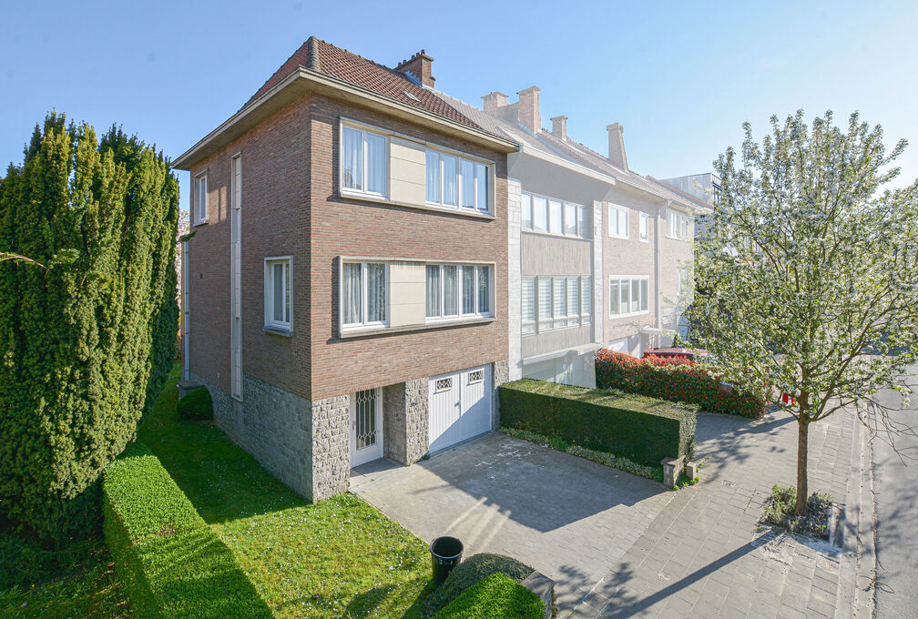 Bel-étage à vendre à Sint-Pieters-Woluwe