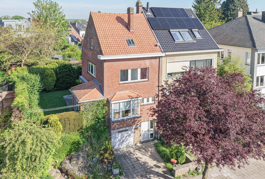 Bel-etage for sale in Auderghem