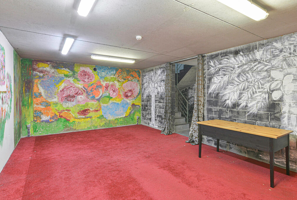 Commercial groundfloor for rent in Kraainem