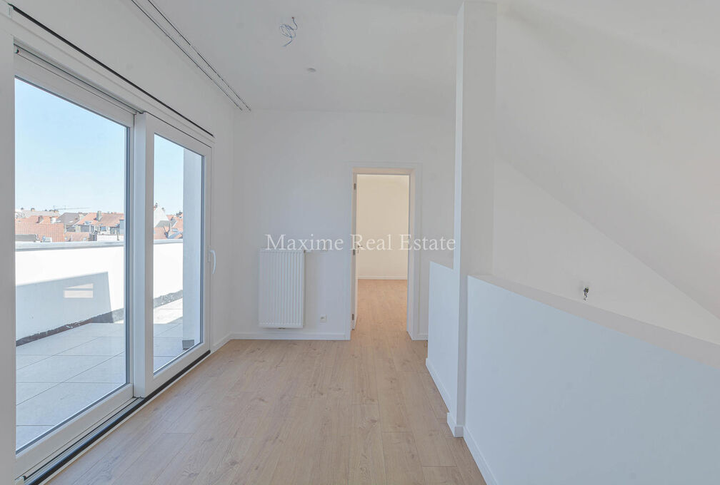 Duplex for rent in Sint-Gillis