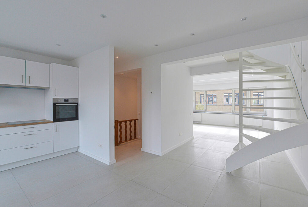 Duplex for rent in Woluwe-Saint-Pierre