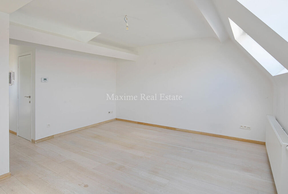 Flat for rent in Elsene