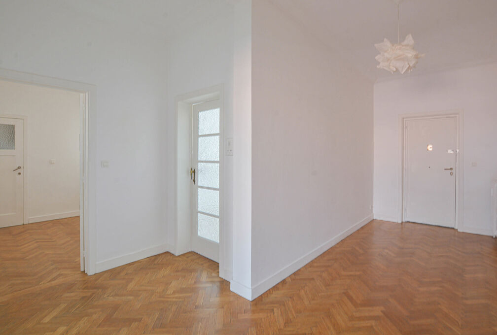 Flat for sale in Ixelles