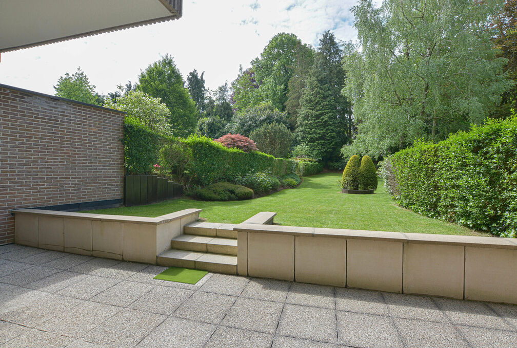 Gelijkvloerse verd. + tuin te koop in Woluwe-Saint-Pierre