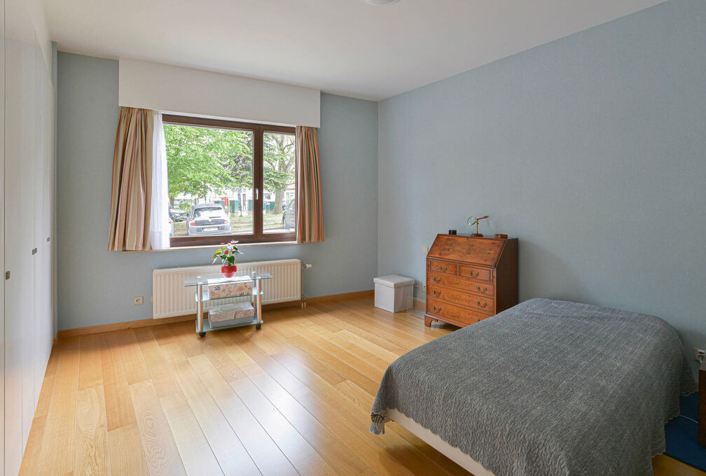 Gelijkvloerse verd. + tuin te koop in Woluwe-Saint-Pierre