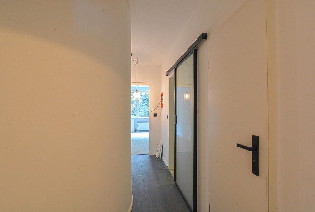 Gelijkvloerse verdieping te huur in Wezembeek-Oppem