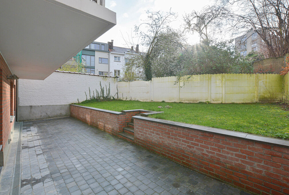 Gelijkvloerse verdieping te huur in Woluwe-Saint-Lambert