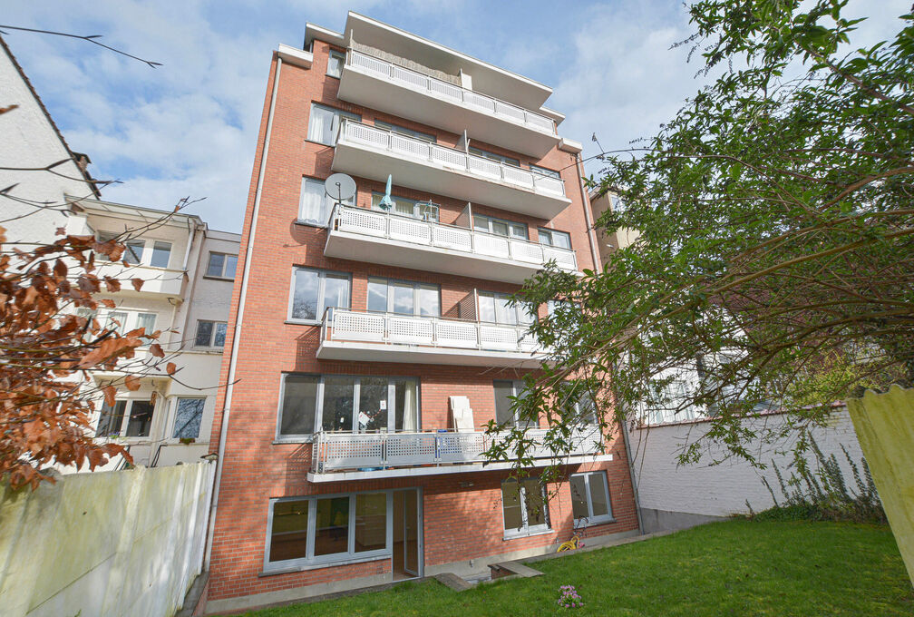 Gelijkvloerse verdieping te huur in Woluwe-Saint-Lambert