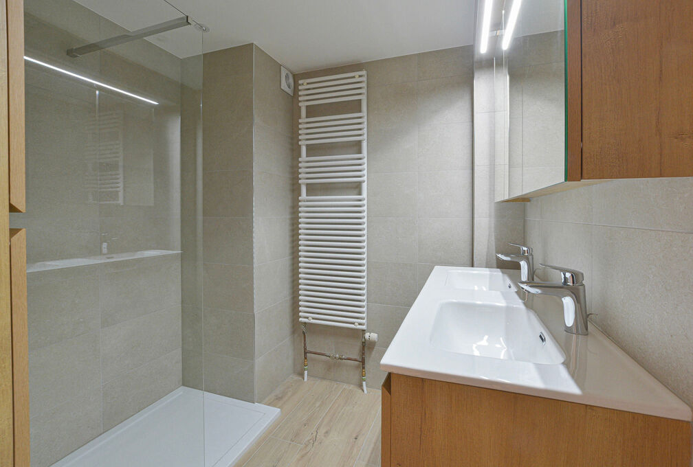 Ground floor for rent in Woluwe-Saint-Lambert