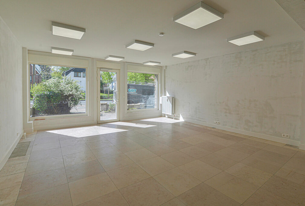 Individual shop for rent in Woluwe-Saint-Lambert