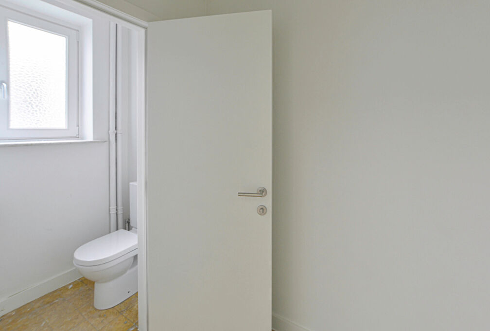 Individual shop for rent in Woluwe-Saint-Lambert