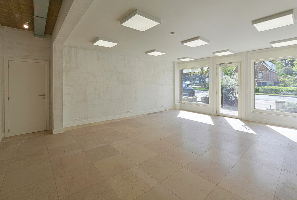 Individual shop for rent in Woluwe-Saint-Lambert