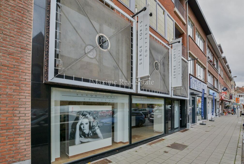 Individual shop for rent in Woluwe-Saint-Pierre