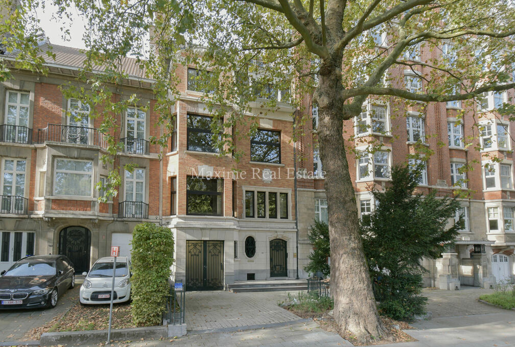 Offices for rent in Schaerbeek