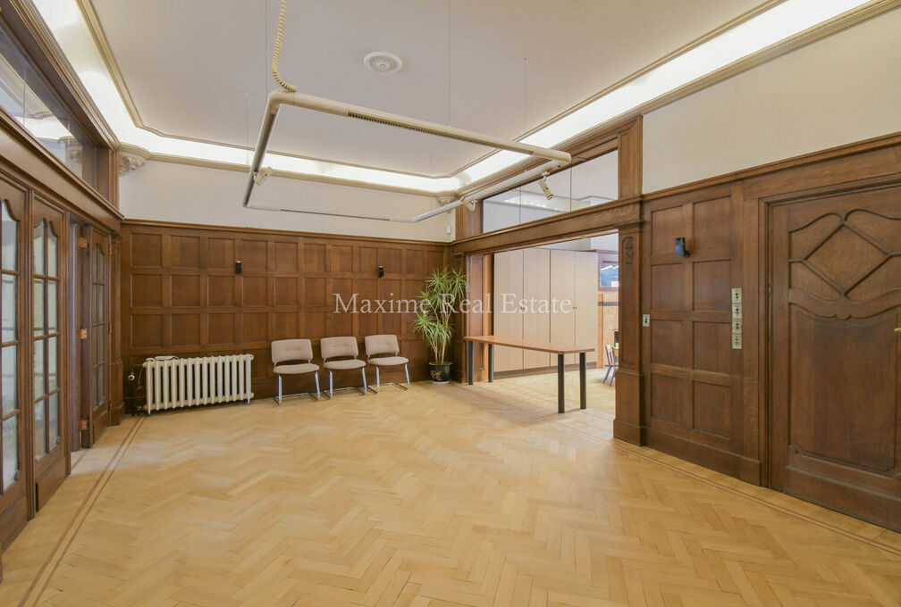 Offices for rent in Schaerbeek