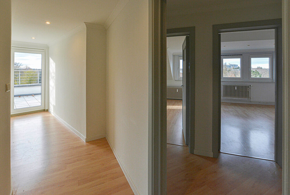 Penthouse for rent in Woluwe-Saint-Lambert