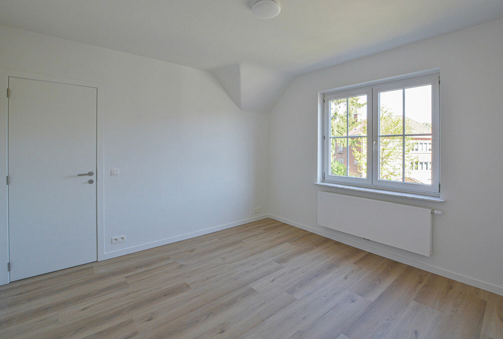 Villa for rent in Kraainem