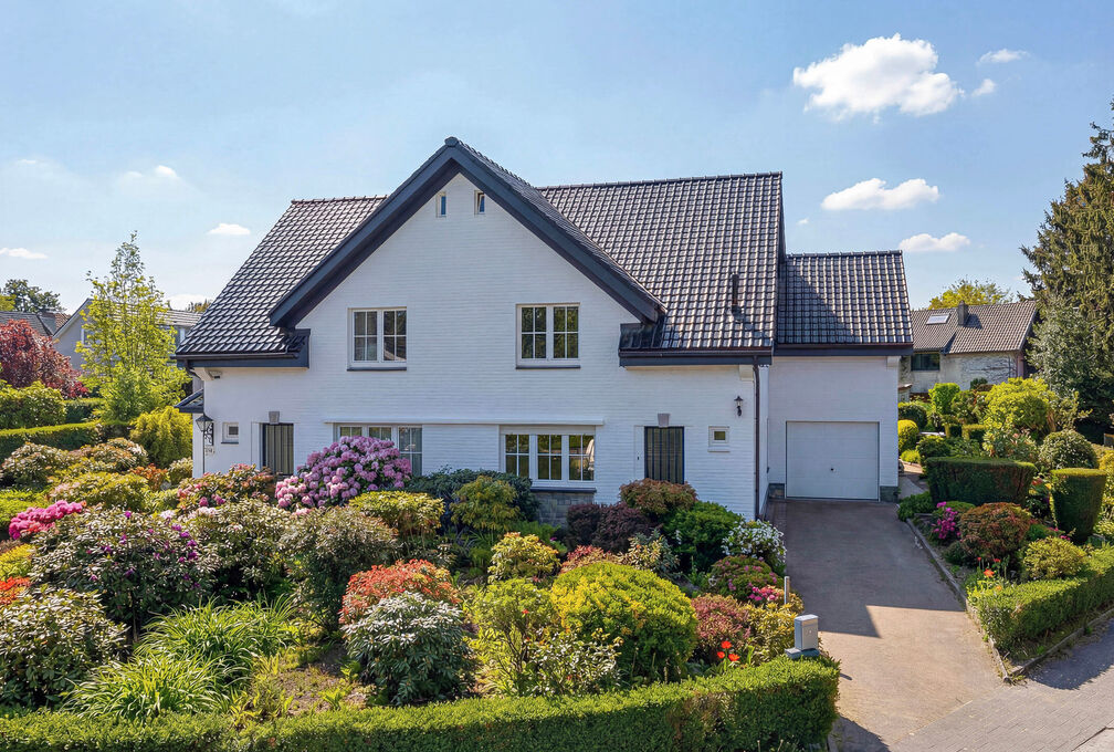 Villa for rent in Kraainem