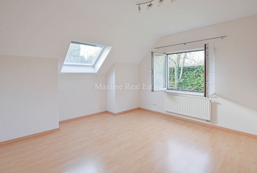 Villa for rent in Wezembeek-Oppem