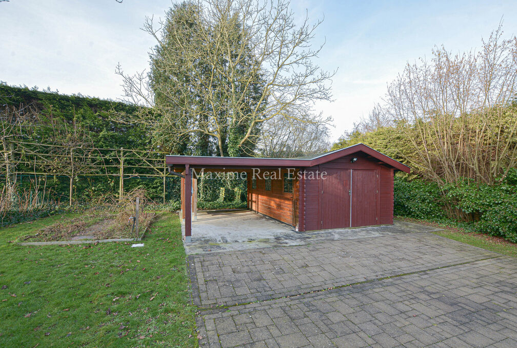 Villa for rent in Wezembeek-Oppem