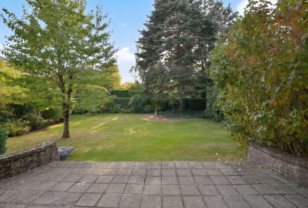 Villa for sale in Sint-Pieters-Woluwe