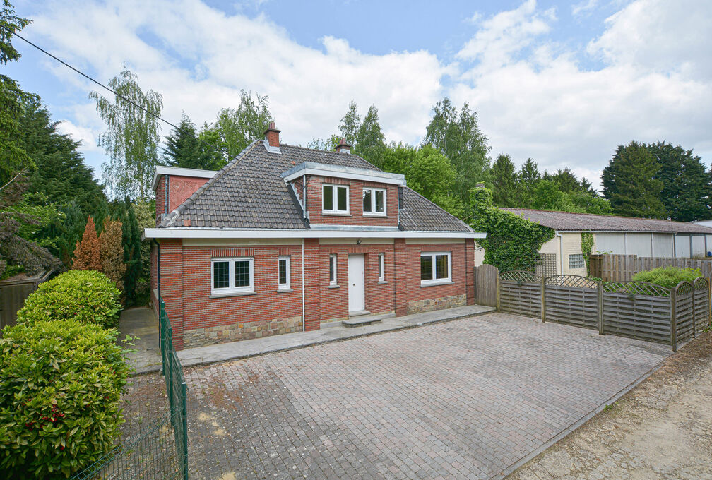 Villa for sale in Wezembeek-Oppem