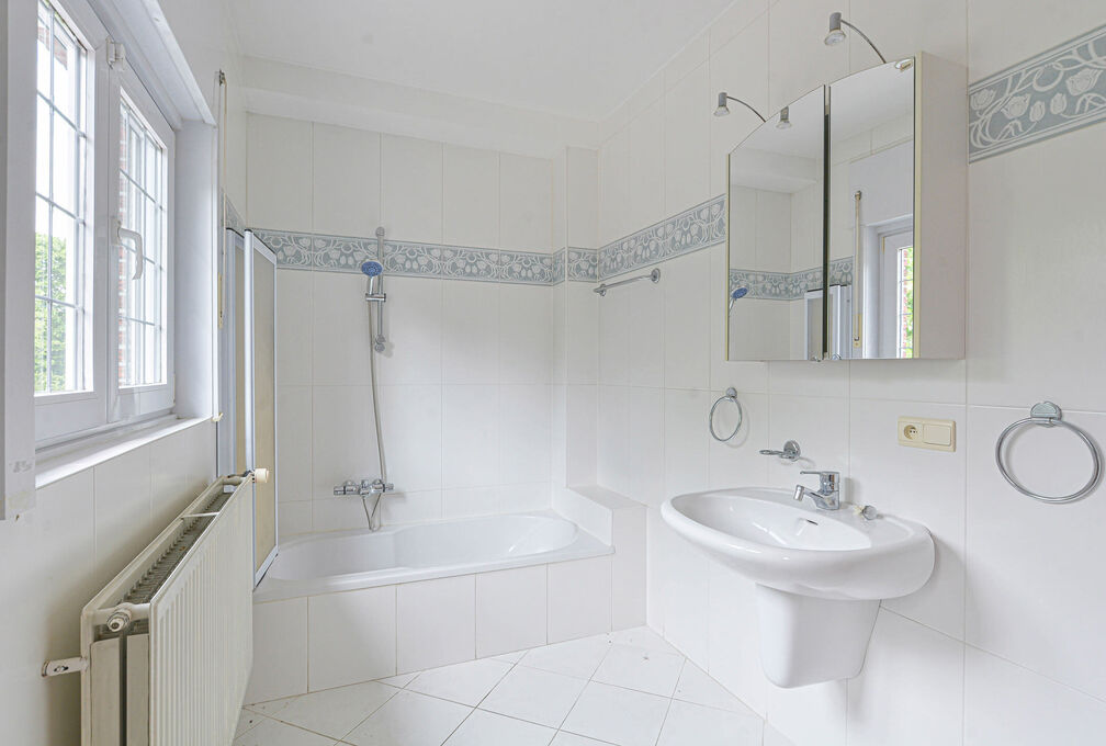 Villa for sale in Wezembeek-Oppem