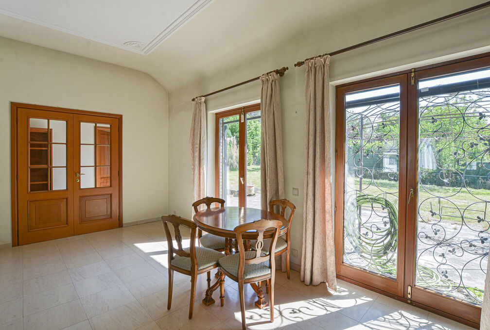 Villa te koop in Wezembeek-Oppem