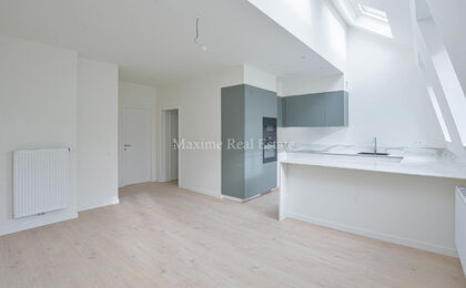 Duplex for rent in Sint-Gillis