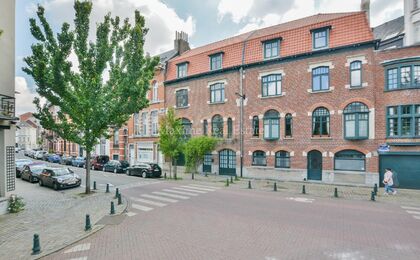 House for rent in Elsene