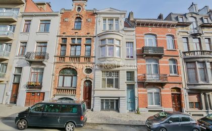 Maison de maitre for rent in Etterbeek