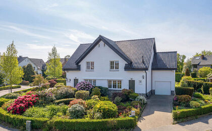 Villa for rent in Kraainem