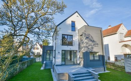 Villa for rent in Woluwe-Saint-Pierre